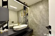 Blue Velvet in Cloud 9– Duplex Parter | Groundfloor Duplex 