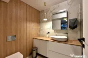 Blue Velvet in Cloud 9– Duplex Parter | Groundfloor Duplex 