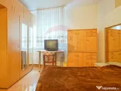 Proprietate cu 2 apartamente și garaj, Schei 