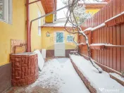 Proprietate cu 2 apartamente și garaj, Schei 