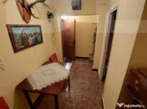 Vand apartament in Micro3