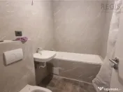 Penthouse de 3 camere zona Tractorul 