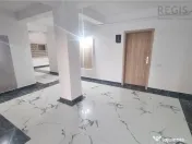 Penthouse de 3 camere zona Tractorul 