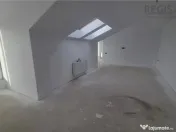 Penthouse de 3 camere zona Tractorul 