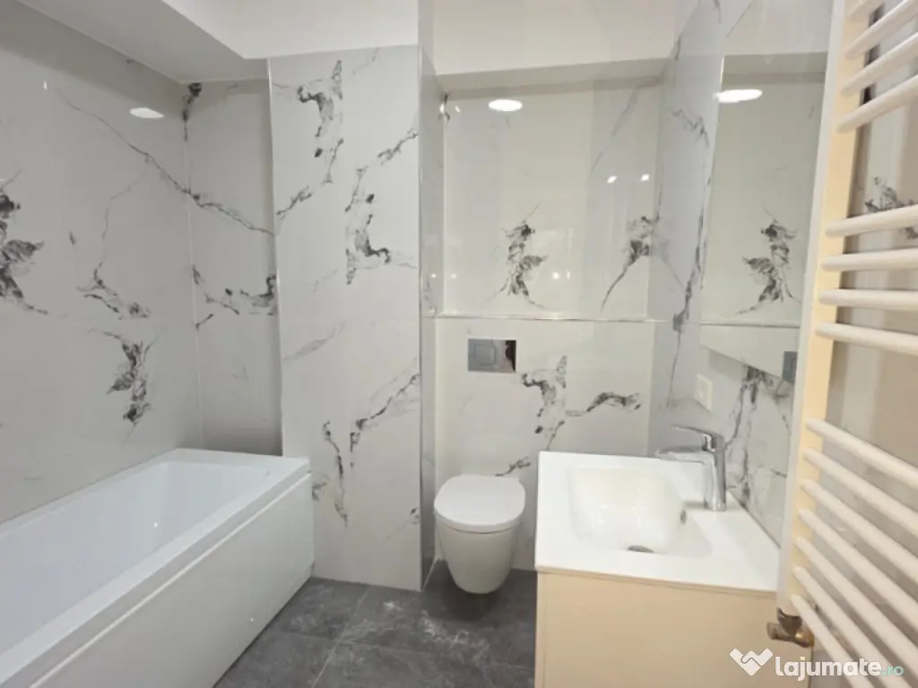 3 Camere Damaroaia bl nou