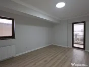 3 Camere Damaroaia bl nou 