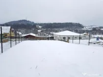 Teren intravilan de 769 mp cu priveli#537;te frumoasa catre