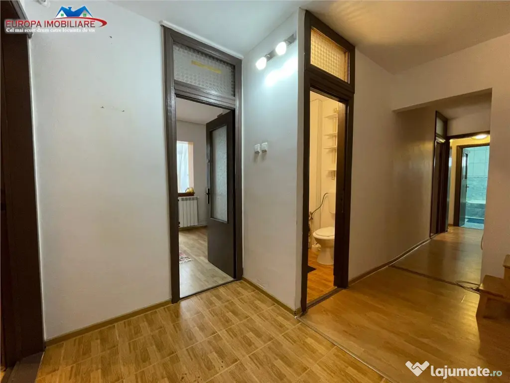 Apartament 3 camere de zona C5 Tulcea
