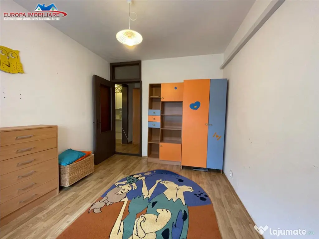 Apartament 3 camere de zona C5 Tulcea