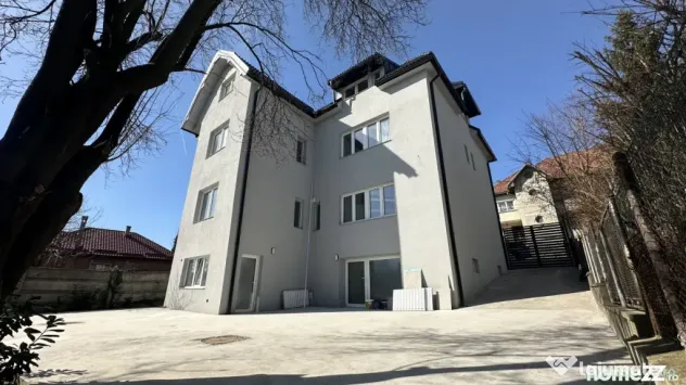 Vila Noua la cheie 520 mp, zona Parcul Mare - Baia Mare (Maramures)