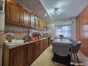 Apartament 3 camere,parter – Zona Piața Centrala 