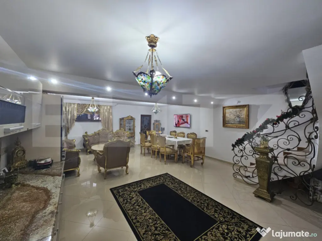 Eleganță și rafinament în Cetate – casa ideală pentru