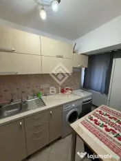 Garosniera de vânzare strada Carpați 