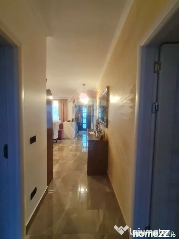 Casa moderna P+M cu 4 camere de vânzare