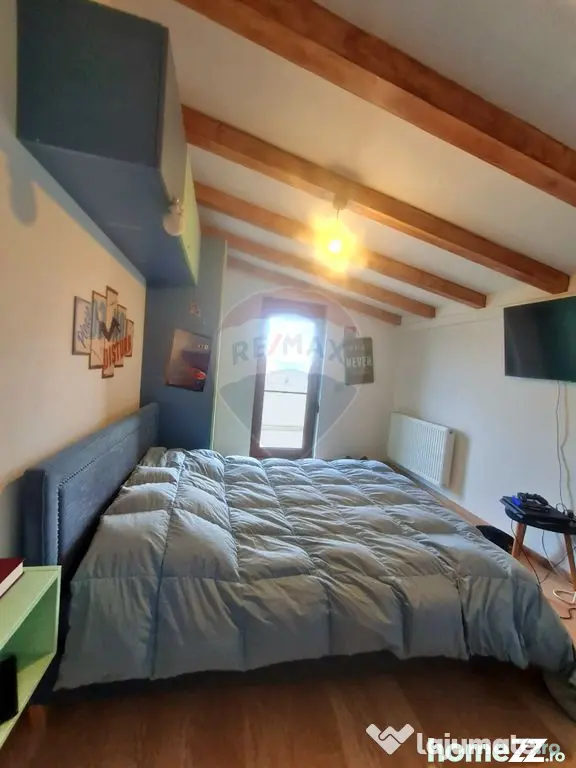 Casa moderna P+M cu 4 camere de vânzare