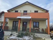 Casa moderna P+M cu 4 camere de vânzare
