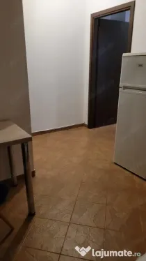 Aparatorii patriei etaj 1 spiru haret