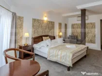 Pensiune-Restaurant, 870 mp, zona Central