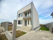 Vila individuala zona centrala / 5 Camere / 3 Bai / Teren 28 