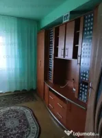 Apartament 3 camere, decomandat - zona Racadau