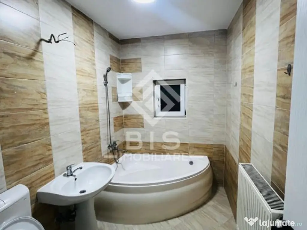 Apartament 3 camere zona Subcetate