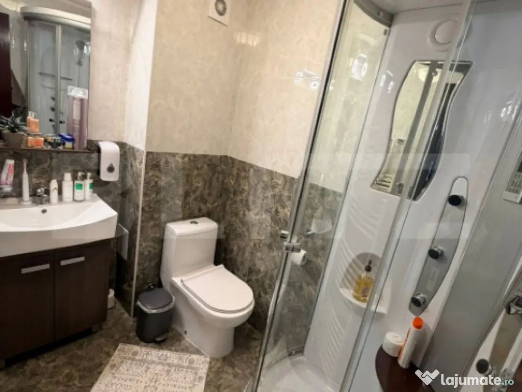 Garsonieră de lux, parter înalt, 28 mp, zona LIVADA POSTEI