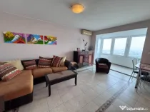 Apartament 3 camere de vanzare, situat in Zona Centrala