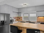 Casa individuala - P 1E POD - 5 camere - 3 bai - 444 teren - 