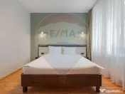 Casă / Vilă cu 16 camere de vânzare Sanmartin/Stefan c... 