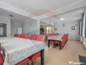 Casă / Vilă cu 16 camere de vânzare Sanmartin/Stefan c... 