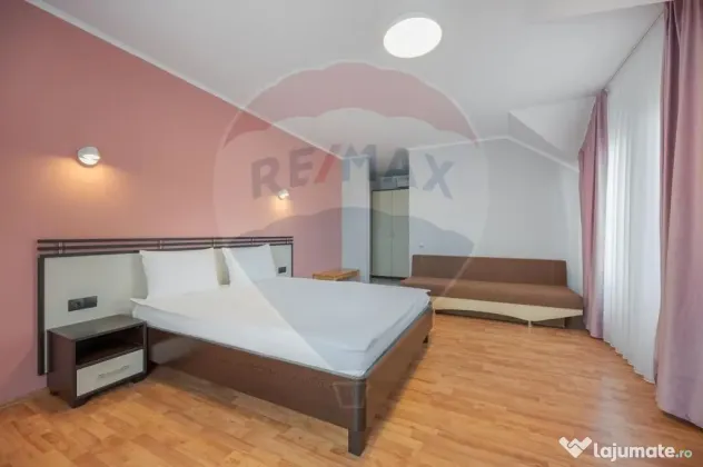 Casă / Vilă cu 16 camere de vânzare Sanmartin/Stefan c...