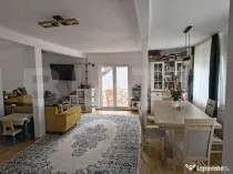 Apartament tip vilă, renovat complet, cu terasă și parcar