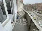 Apartament spaţios 3 camere - Bdul Independentei 