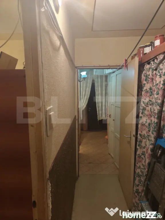 Apartament cu 3 camere, 2 bai, 2 balcoane, renovabil, 67 mp, - Oradea (Bihor)