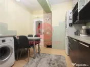 Apartament 2 Camere Foarte Spatios, Stare Excelenta, Zona In 