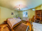 Casă cu 3 camere de vânzare în zona Gai, teren de 1249mp 