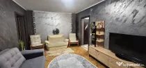 Apartament 2 camere renovat, mobilat si utilat - zona Cos...