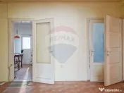 Apartament cu 3 camere de vânzare în zona Centrul Civic 