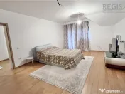 Casa individuala cu 5 camere, 270 mp, Tractorul - zona Cores 