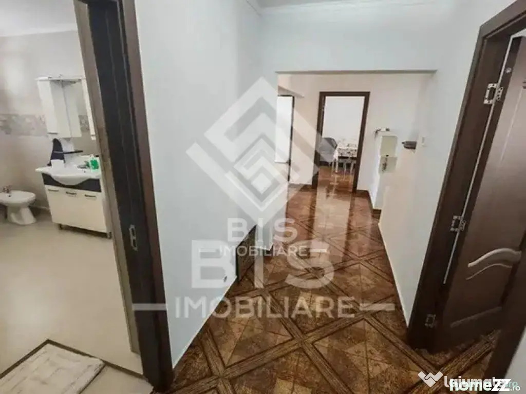 Apartament 4 camere etaj 2