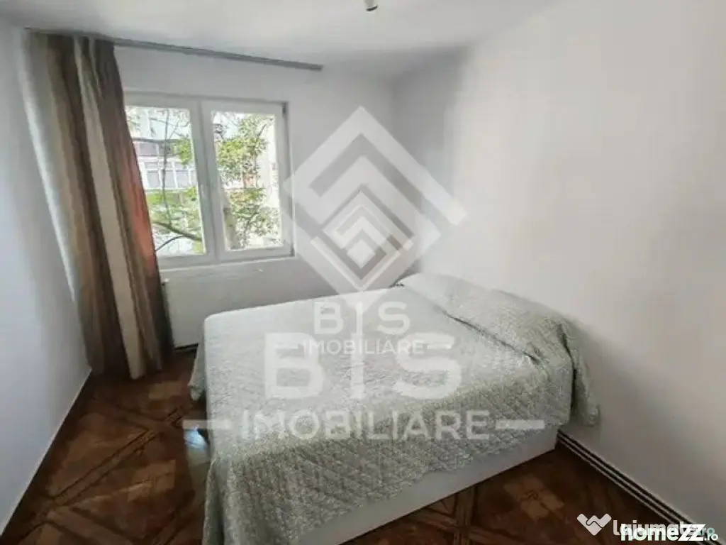 Apartament 4 camere etaj 2