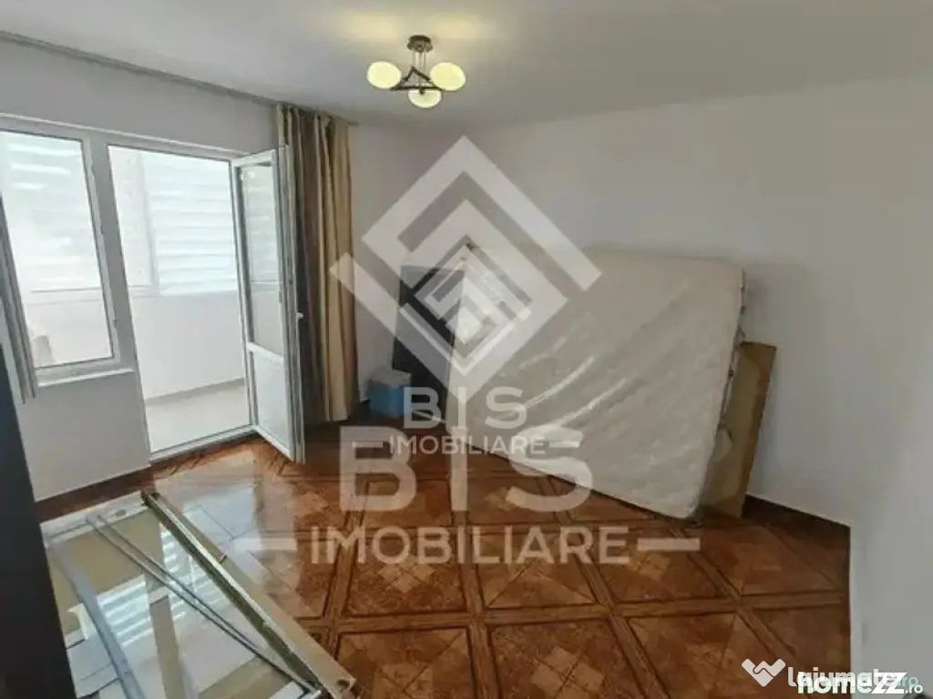 Apartament 4 camere etaj 2