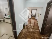 Apartament spatios etaj 2 - 92 mp 