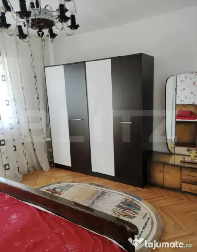 Apartament 3 camere, 93 mp, zona Semicentrală