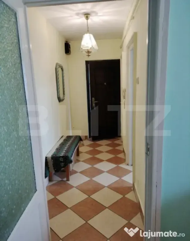 Apartament 3 camere, 93 mp, zona Semicentrală