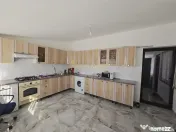 Gata de mutare- 425mp teren - 5 camere - 3 bai 