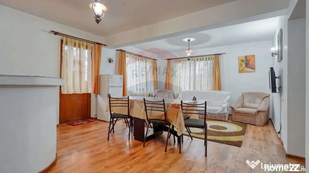 Vilă de vânzare în Predeal – vedere panoramică căt...