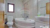 Vilă de vânzare în Predeal – vedere panoramică căt...