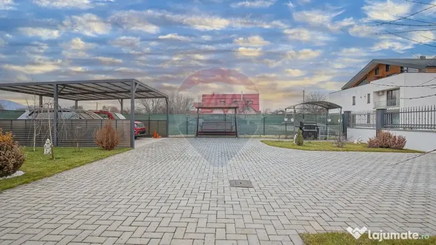 Casă modernă cu 2 dormitoare, teren 265 mp in Bartolomeu
