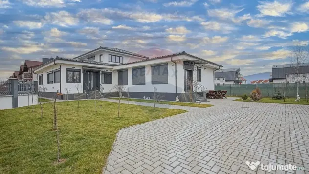 Casă modernă cu 2 dormitoare, teren 265 mp in Bartolomeu